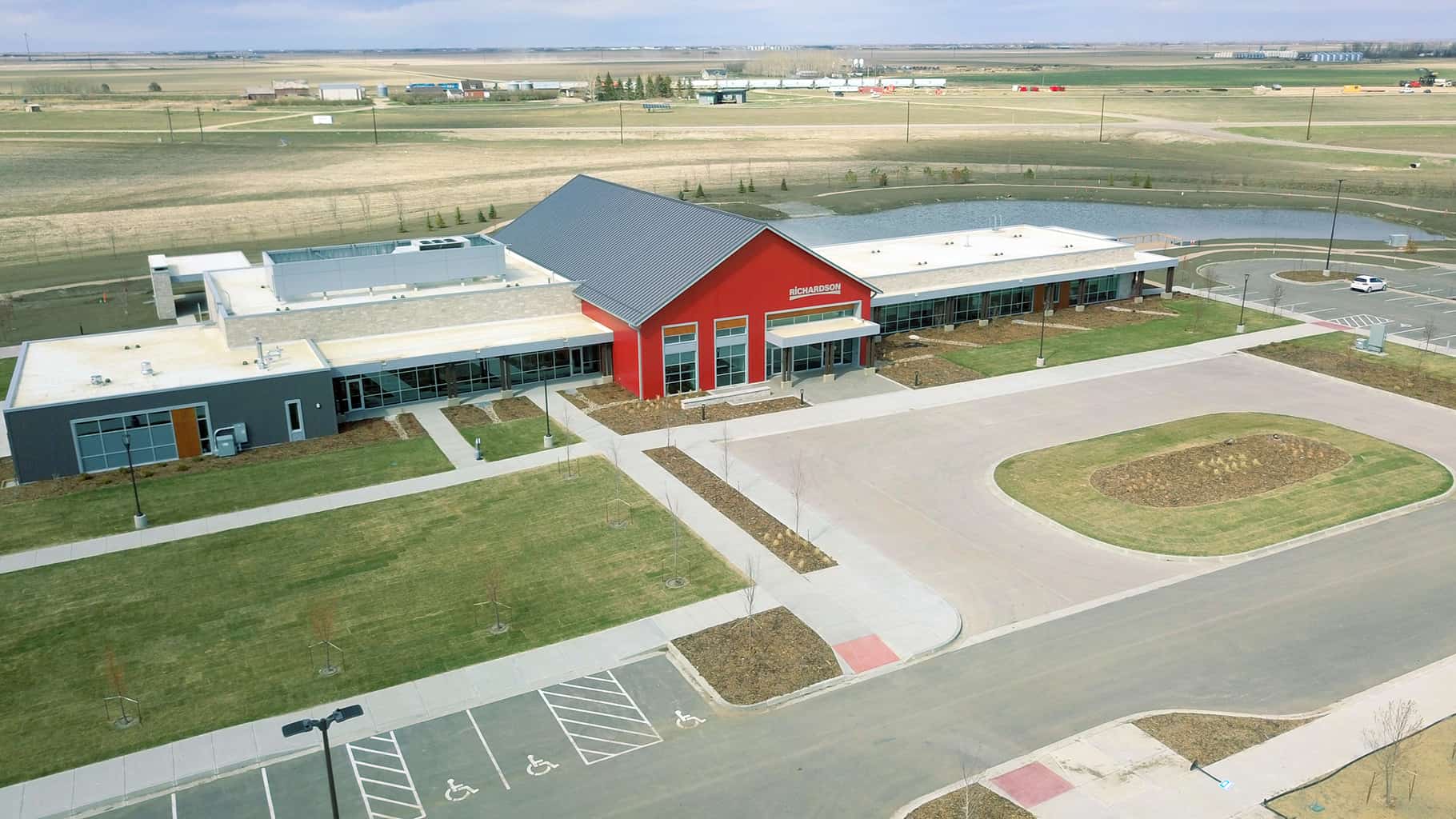 Featured image for “Richardson Bridges The Gap Between Growers’ Fields and Research Bench With The Grand Opening of Bennett Farm”